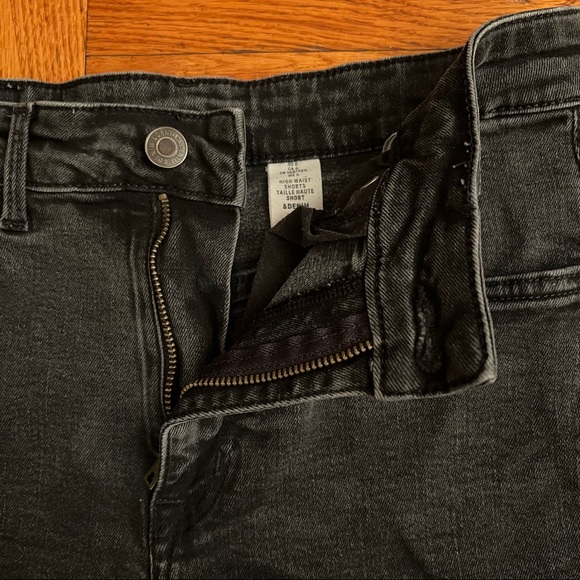 H&M &Denim Black Denim Shorts - Picture 4 of 8